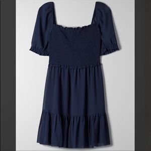 Aritzia Temptress short sleeve dress in Navy